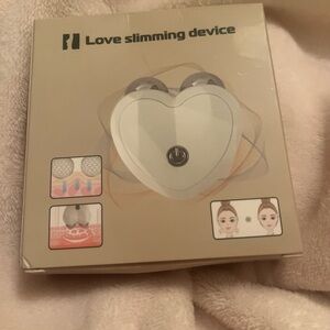 Love Slimming Device Heart-Shaped - Microcurrent Facial Massager- White
